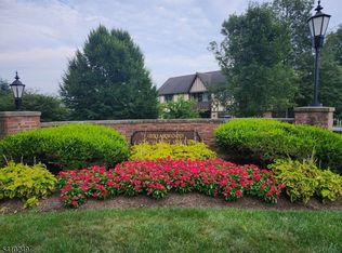 14A Kensington Rd, Chatham, NJ 07928