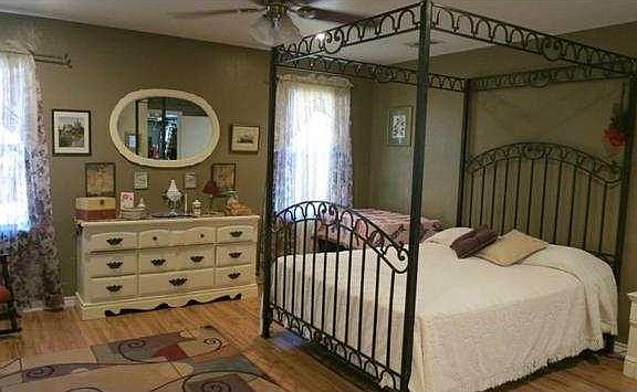 4th image of 1810 Dara Ln