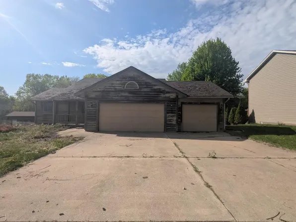 17379 Ithaca Ln, Lakeville, MN 55044