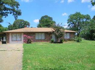 167 Pin Oak Dr, Mabank, TX 75156