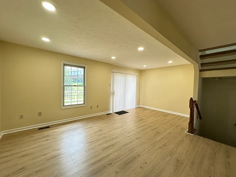 7958 Brightmeadow Ct — Photo 8