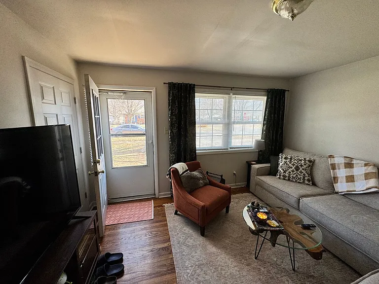 6218 Dart Dr — Photo 5