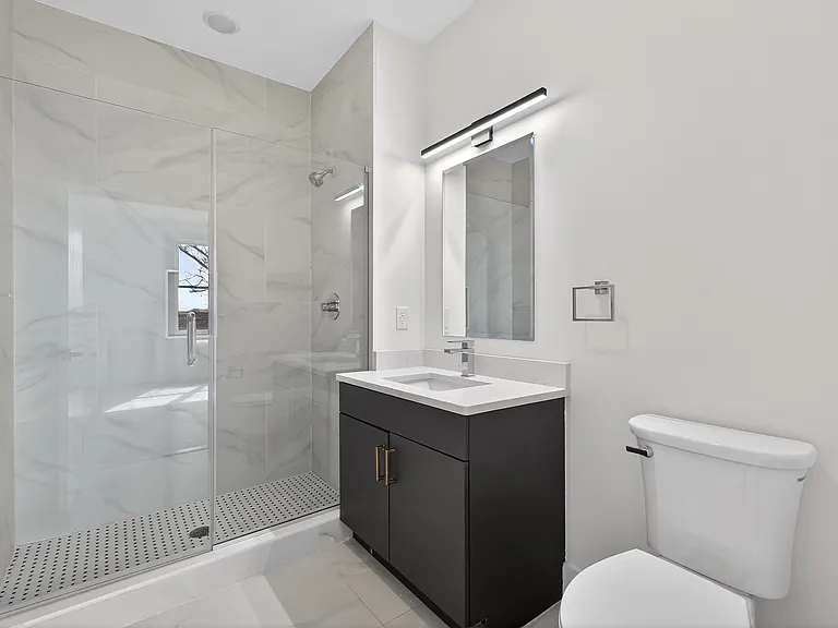 43-45 W 32nd St #501 — Photo 12