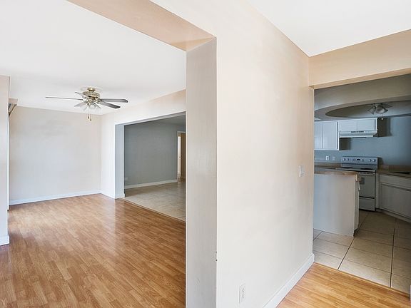 4th image of 2239 Harn Blvd