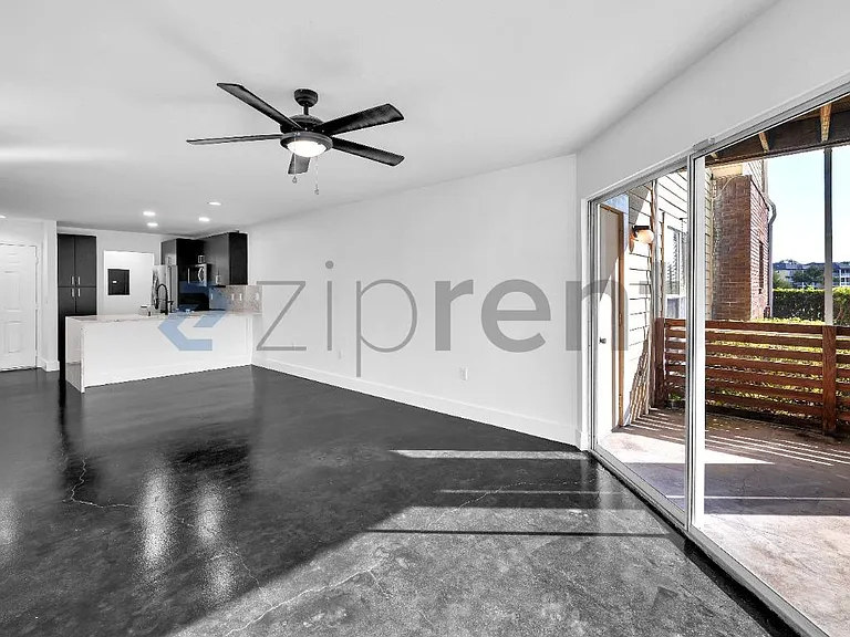 10122 Winsford Oak Blvd #405 — Photo 11