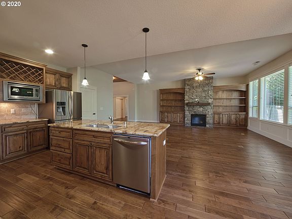 4th image of 1116 NW 54th Cir
