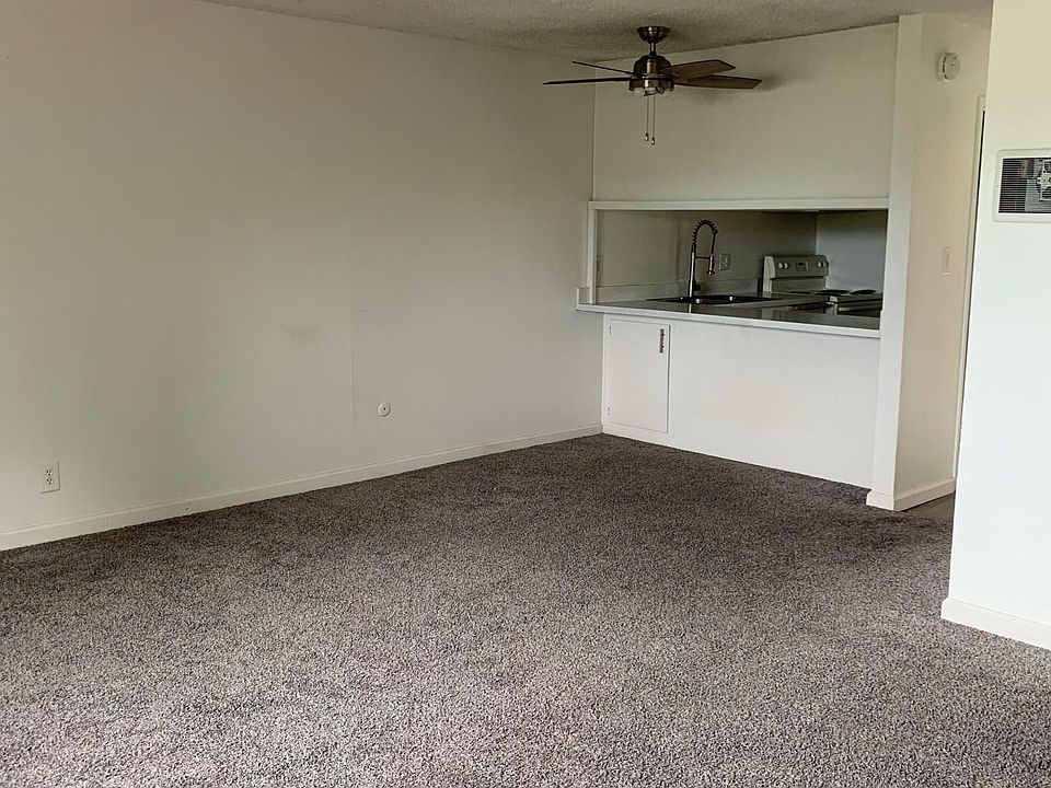1st image of 2709 Marathon Dr #2F