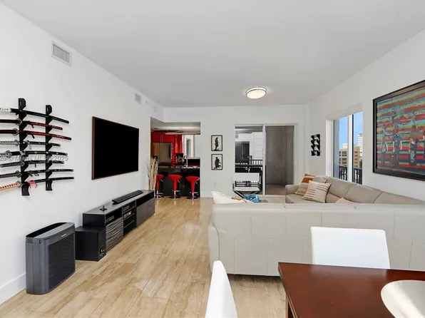 10 Aragon Ave Suite 706, Coral Gables, FL 33131