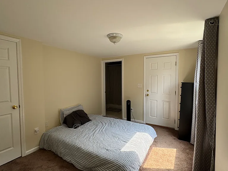 81 E Lincoln Ave #A — Photo 5