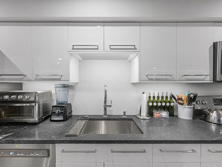 3002 11th St NW #B — Photo 14