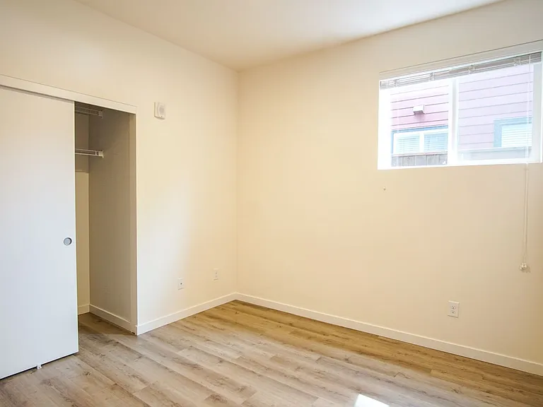 6015 S Virginia Ave #108 — Photo 10