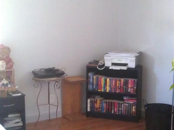 5th image of 4945 42nd St