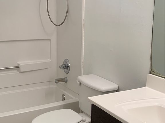 4th image of 2407 Moonlight Ln