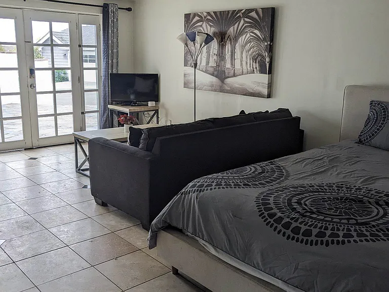 425 Calle Gomez #Y — Photo 24