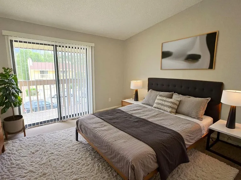 2340 Split Rock Dr — Photo 12