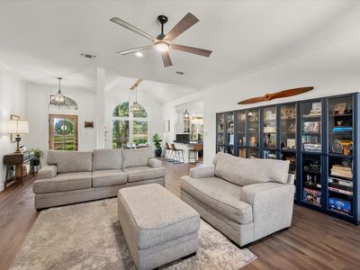 313 Highpoint Rd, Burleson, TX, 76028