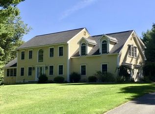 581 Hollis St, Dunstable, MA 01827