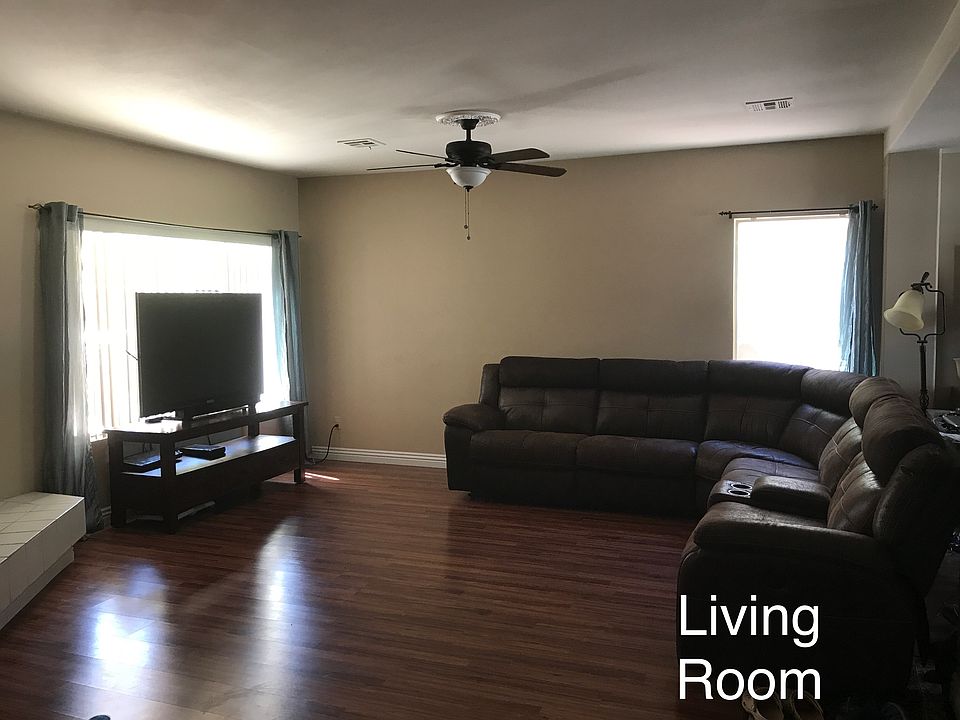 1st image of 8321 Hollow Wharf Dr