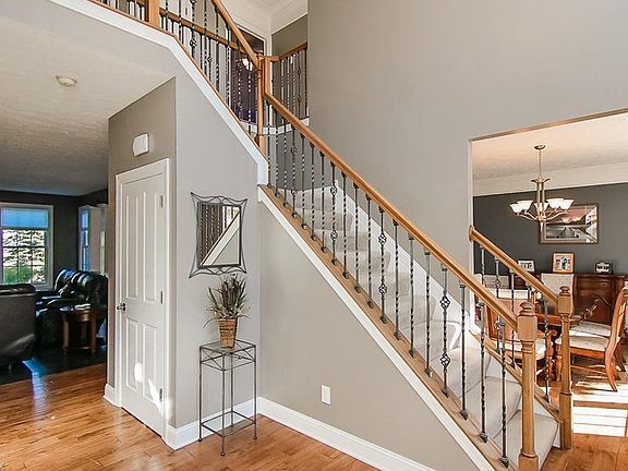 4th image of 20450 Donegal Ln