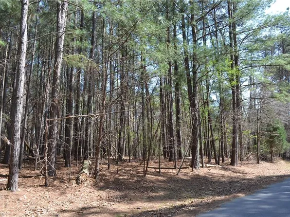 Fairway Dr, Stoneville, NC 27048
