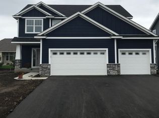 9486 Summerlin Rd, Woodbury, MN 55129