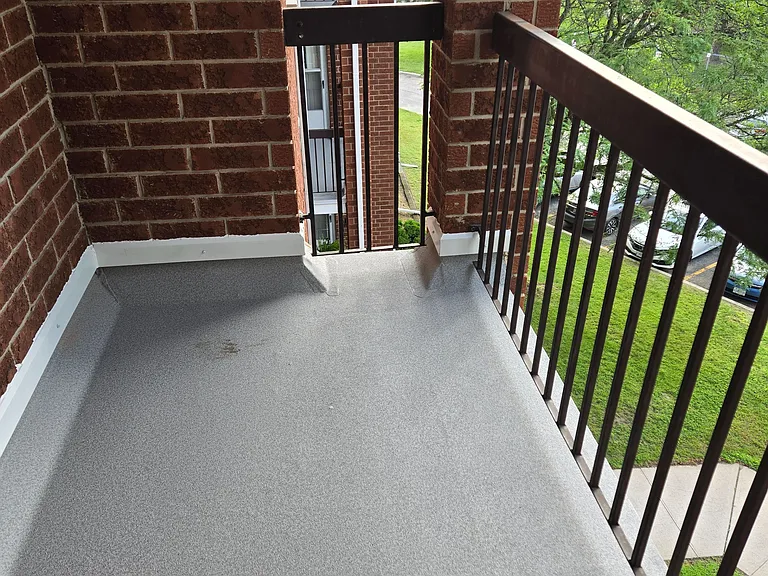 21 Liston Ave #404 — Photo 10