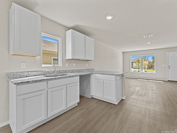 4th image of 3441 McCrae Crossing