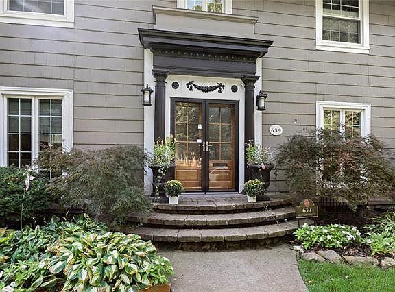 2nd image of 639 W 66th Ter