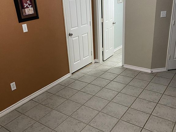 4th image of 8608 Brunswick Dr