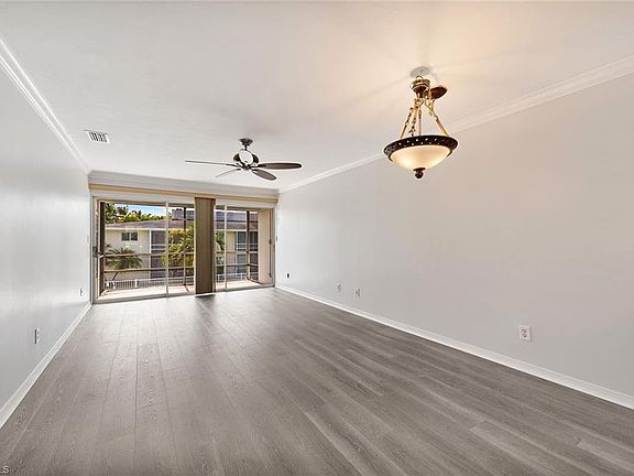 5th image of 1417 Chesapeake Ave APT 208