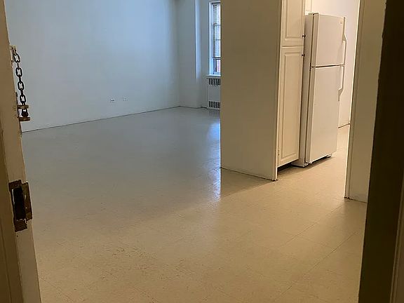 2nd image of 6910 108th St APT 2G
