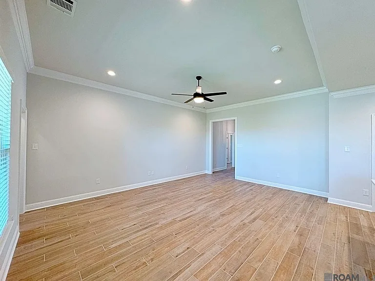 722 Bellegrove Square Ave — Photo 9