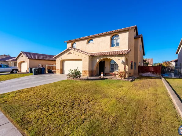998 Danenberg Dr, El Centro, CA 92243