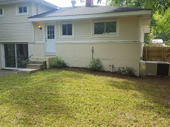 2nd image of 3700 Mantle Ln