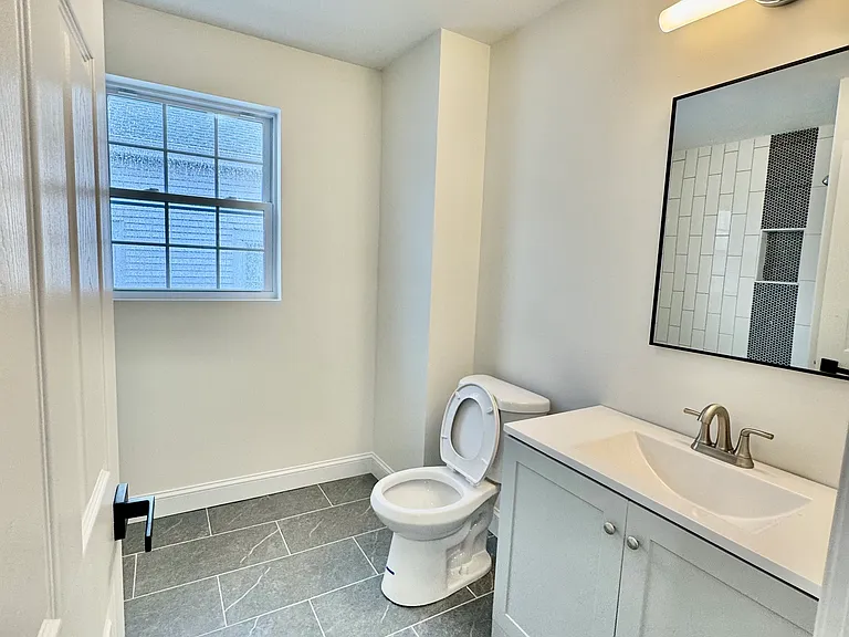 52 Zone St #1 — Photo 8