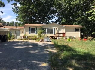 1A Whittier Dr, Seabrook, NH 03874