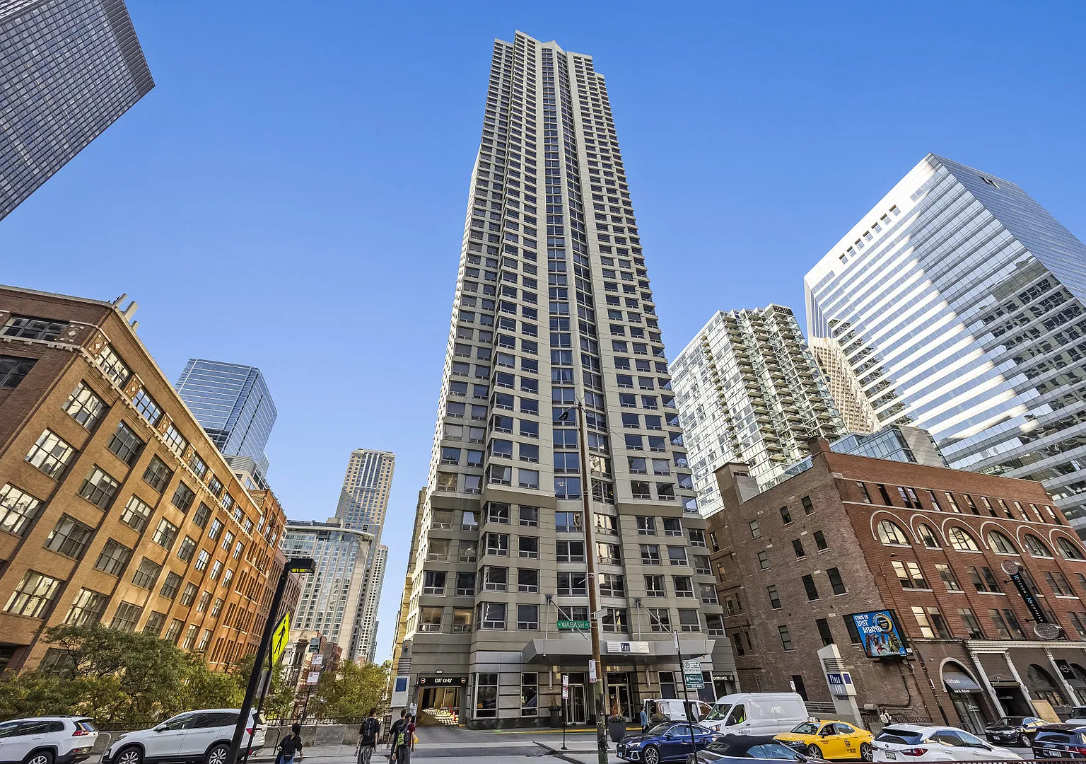 1 bed, 580 sqft, $2,050 — Photo 1