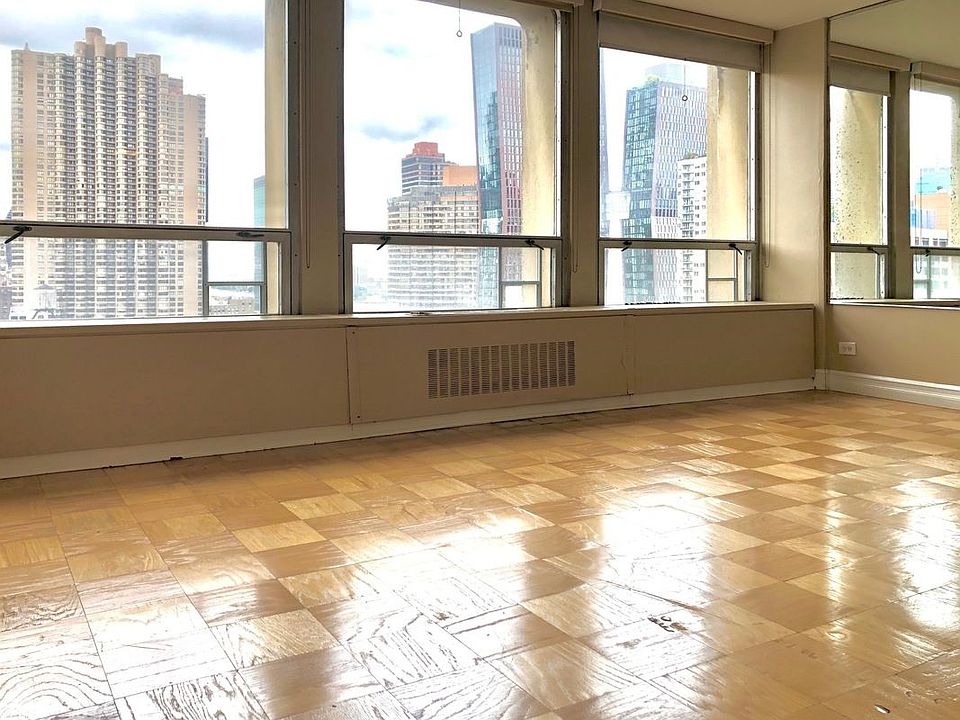 1st image of 300 E 33rd St APT 20F