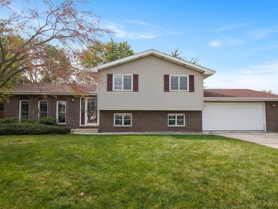 4101 W 76th Ave, Merrillville, IN 46410