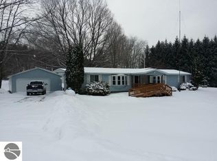 2131 W Herrick Rd, Farwell, MI 48622