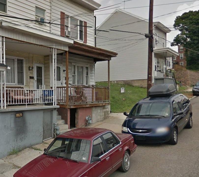 2nd image of 1018 Laurel Blvd