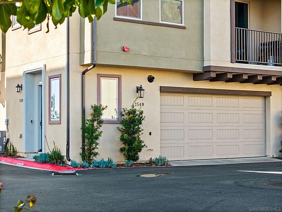 2nd image of 1549 Fig Tree Way