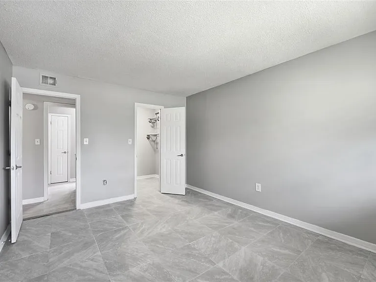 1695 Lee Rd #B204 — Photo 17