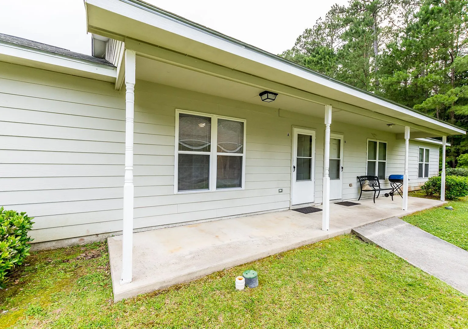 241 Lakewood Drive — Photo 1