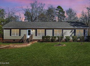 4411 Carthage Rd, West End, NC 27376