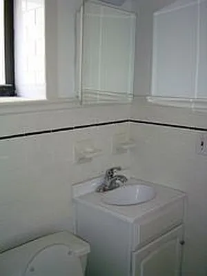 Rented by Cooper & Cooper Real Estate | media 4