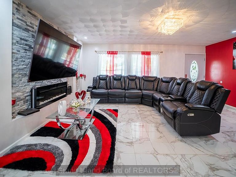 Listing photo 5