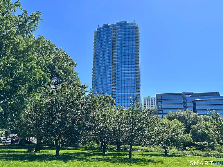 1 Broad St #12B — Photo 31