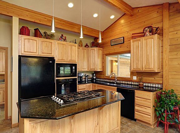 3rd image of 7920 E Eagles Nest Ln