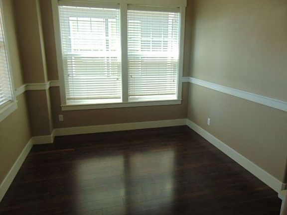 4th image of 6613 NE Grand Ave Unit A